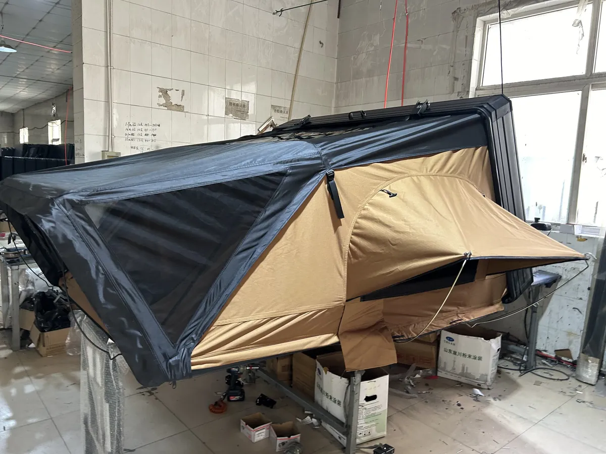 Tente de toit Argonne dépliante, coque aluminium, vue 9 sur 10