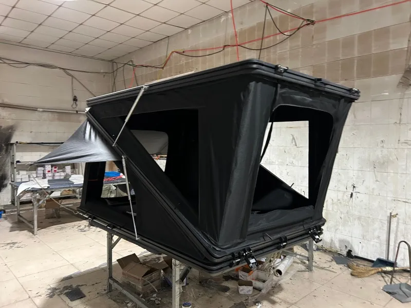 Tente de toit Bavella dépliante en Z, coque aluminium, vue 4 sur 10