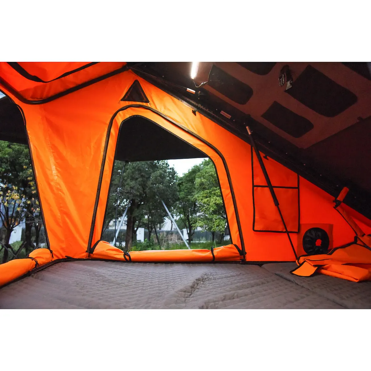 Tente de toit Cerdagne en portefeuille relevable, coque aluminium, vue 9 sur 10