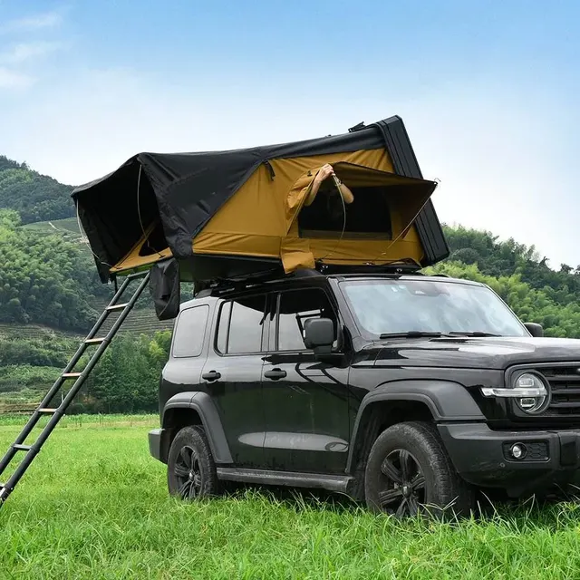 Tente de toit Écrins dépliante, coque aluminium