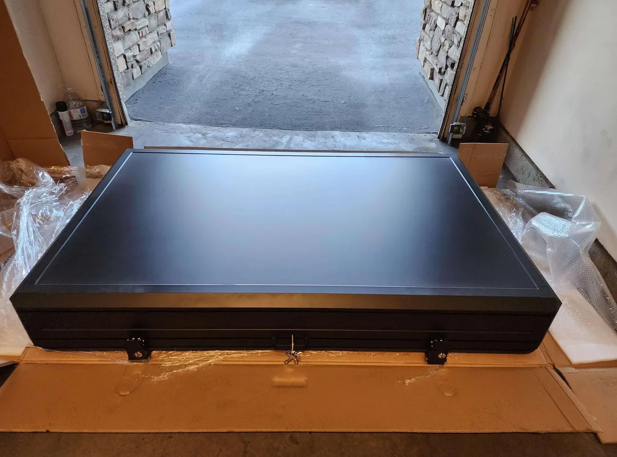 Tente de toit Écrins dépliante, coque aluminium, vue 6 sur 10