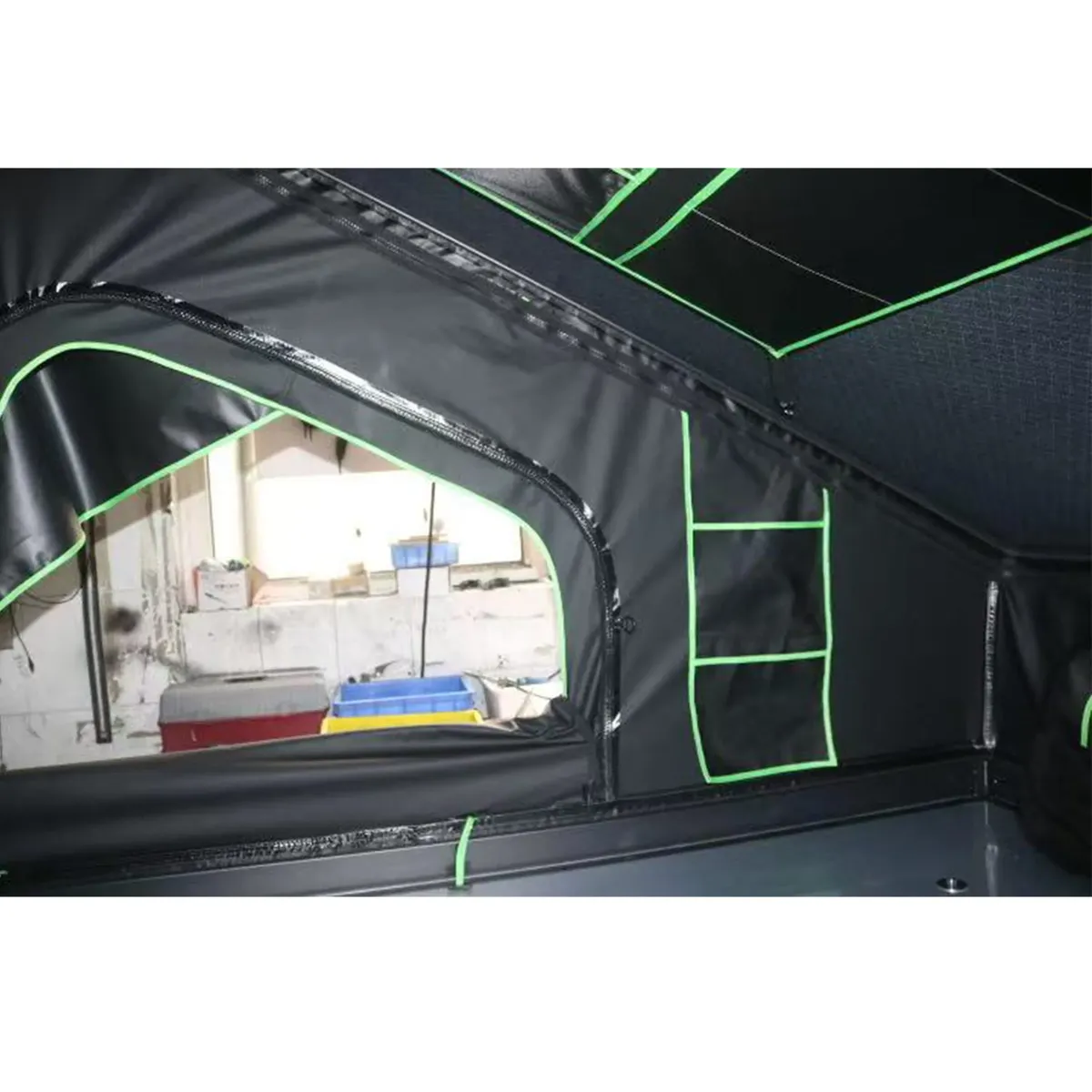 Tente de toit Margeride en portefeuille relevable, coque aluminium, vue 4 sur 10